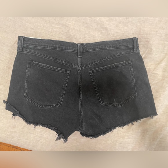 Abercrombie and Fitch, “The Mom Short” high rise black wash denim shorts - Picture 3 of 3